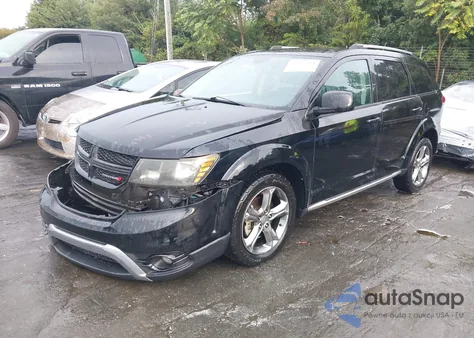 2017 Dodge Journey Crossroad Plus z USA, uszkodzony, nr VIN 3C4PDCGB5HT684926